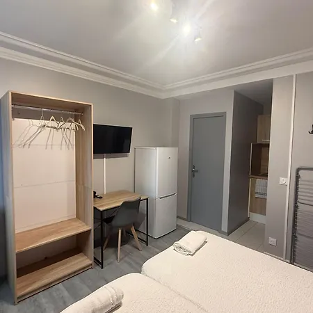 Otel Draco Paris Orly Aeroport *